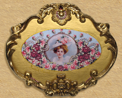 Victorian Lady Perfum Trey and Picture